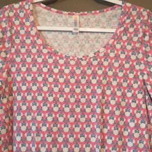 Small NWT LuLaRoe Disney- Minnie Mouse Classic T